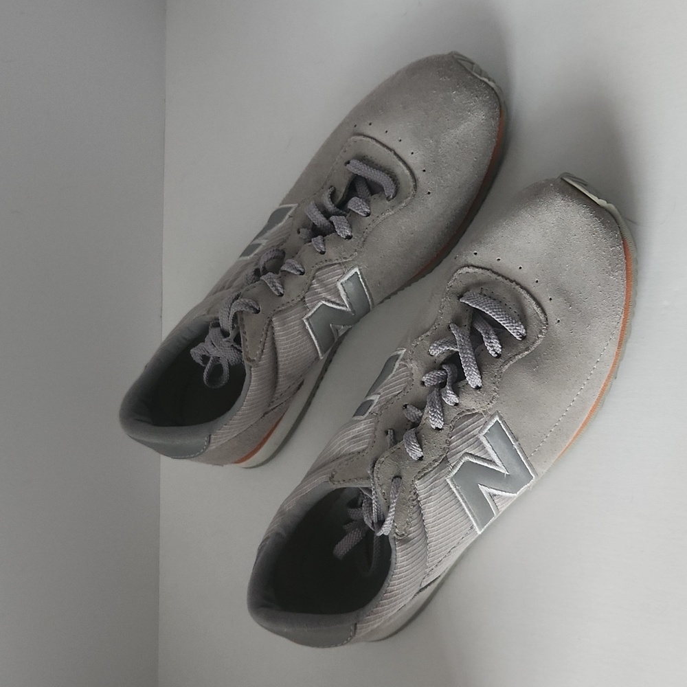 Retro New Balance Comp 80 Women's Sneakers Size 9